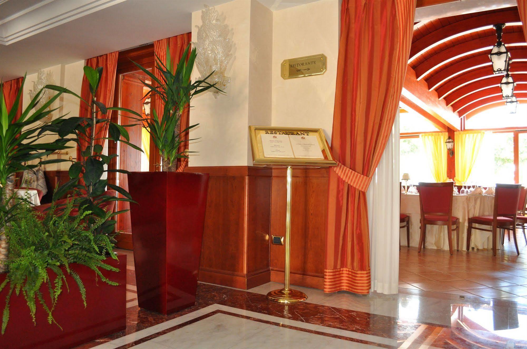 Hotel Ristorante Rossemi San Giovanni Rotondo Exteriör bild