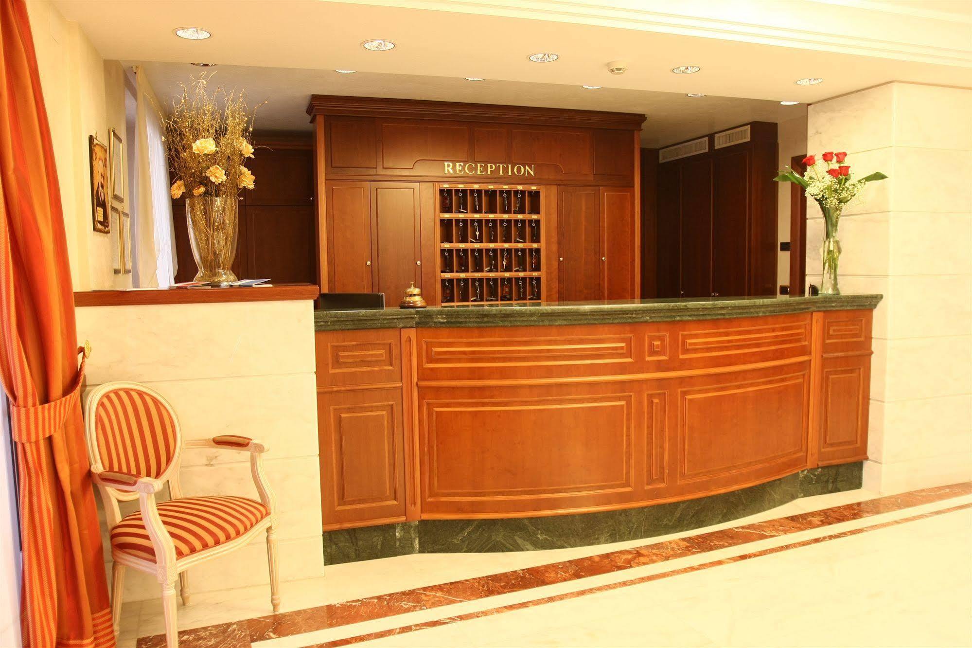 Hotel Ristorante Rossemi San Giovanni Rotondo Exteriör bild