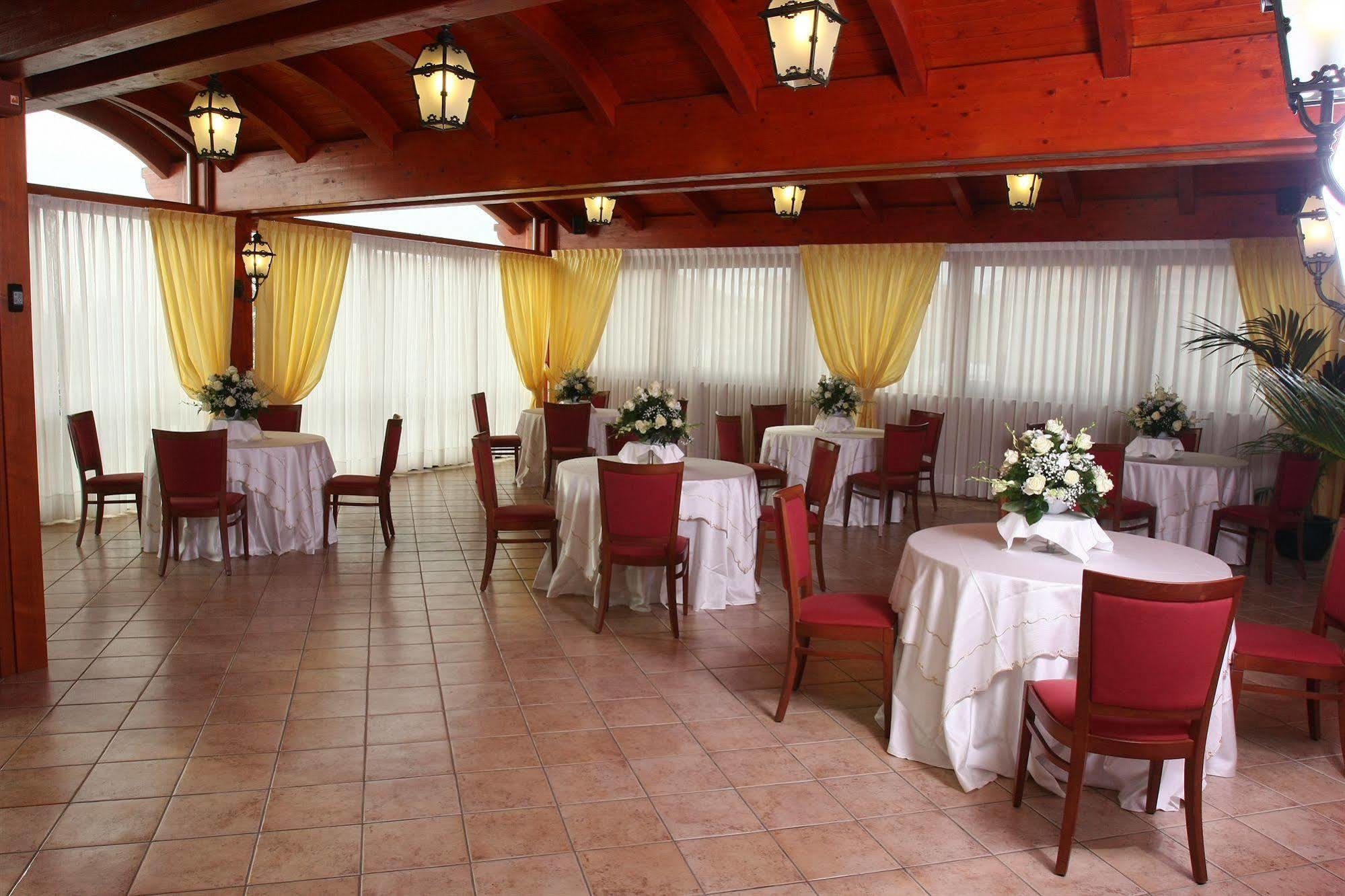 Hotel Ristorante Rossemi San Giovanni Rotondo Exteriör bild