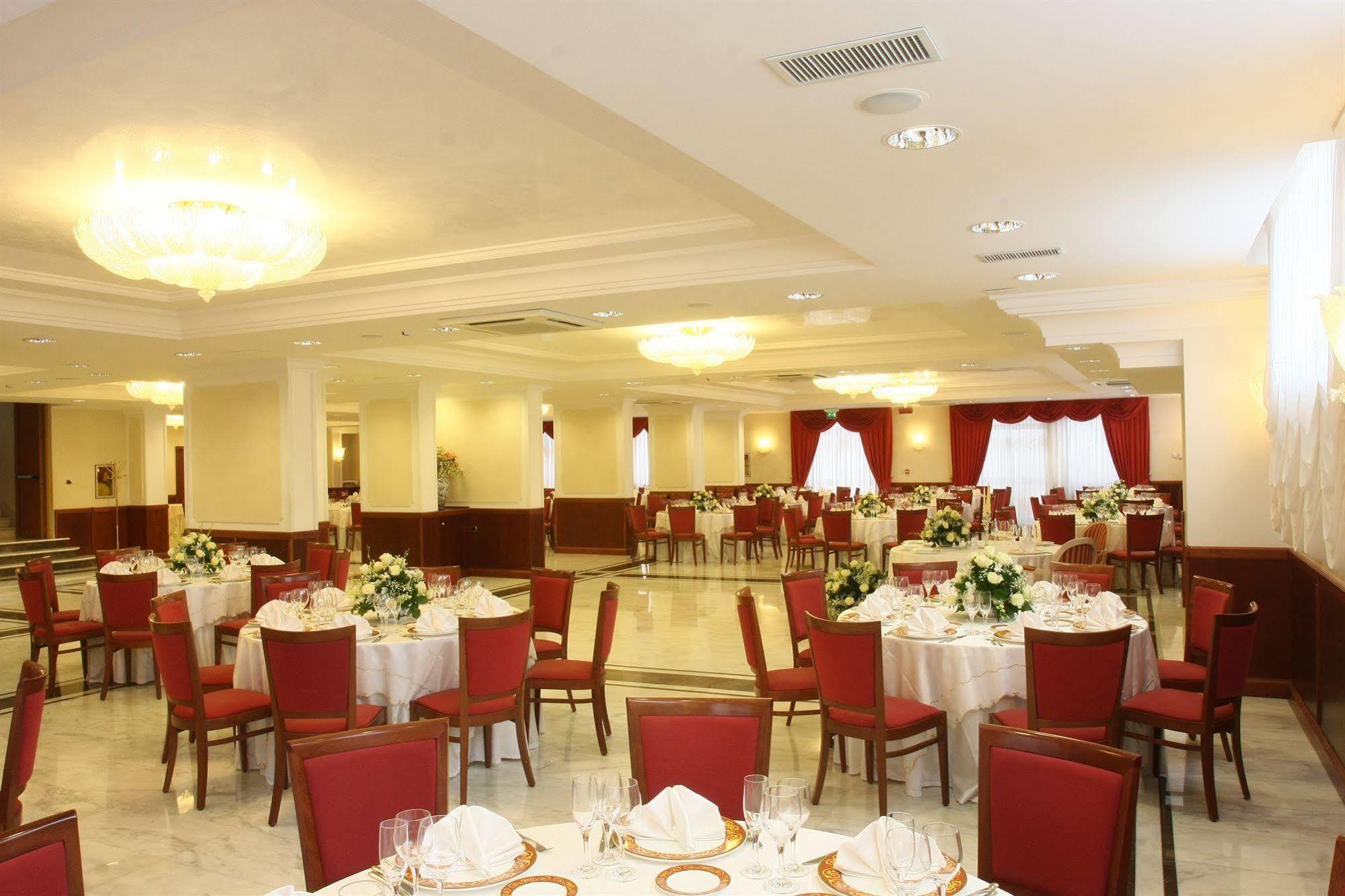 Hotel Ristorante Rossemi San Giovanni Rotondo Exteriör bild
